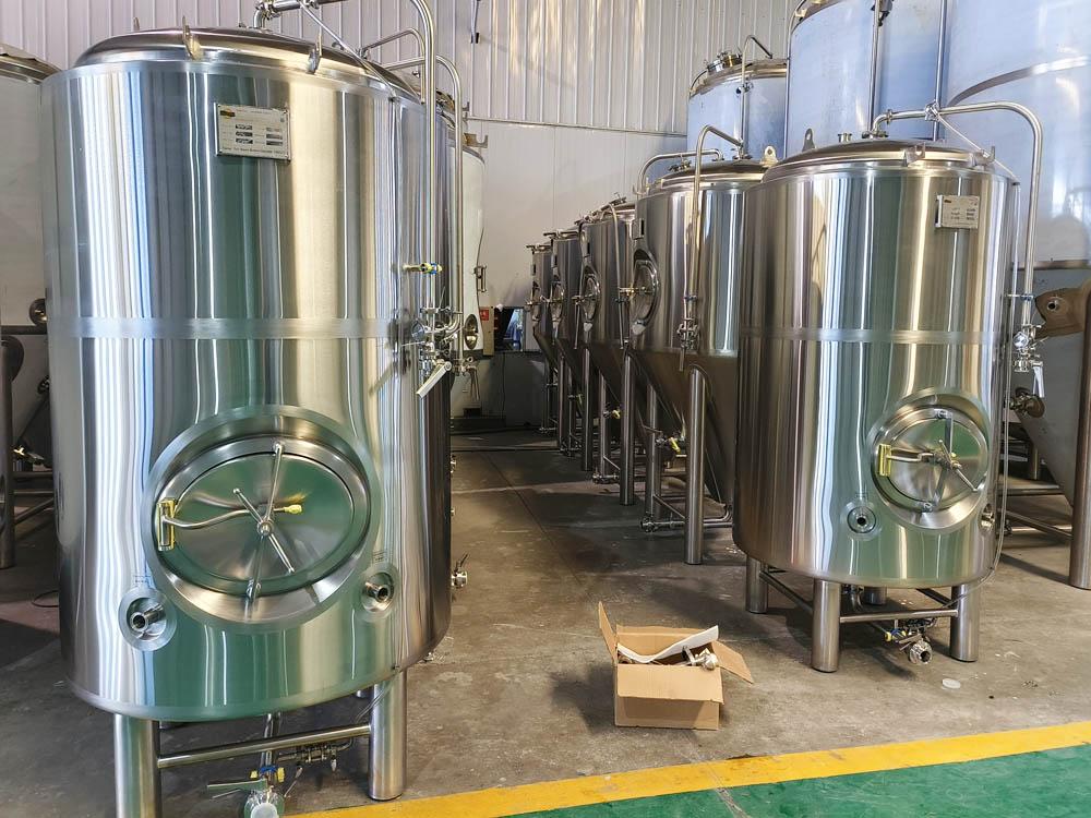 60bbl Double wall bright beer tank